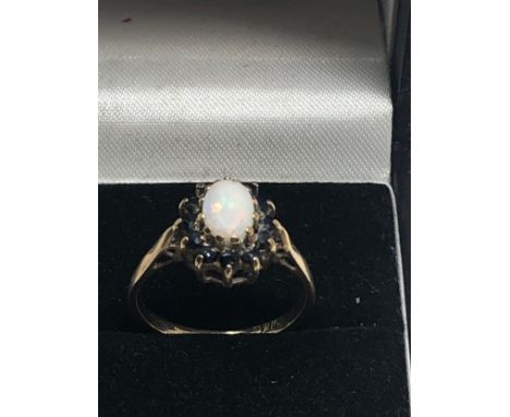 9ct gold vintage opal &amp; sapphire cluster ring (2.4g) 