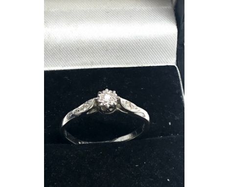 9ct white gold vintage diamond solitaire ring (1.6g) 
