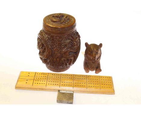 Indian carved wood caddy, Black Forest bear inkwell, cigarette lighter and cribbage board (4)