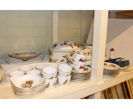 Collection of Worcester Evesham dinnerware including three tureens