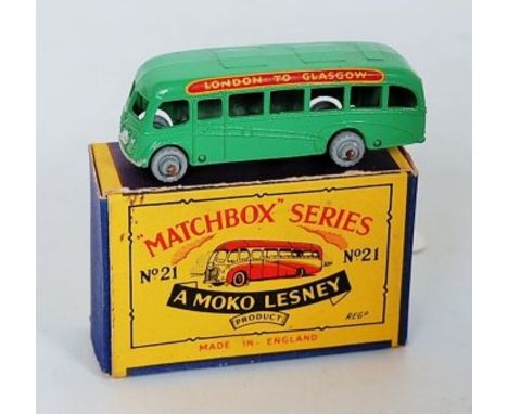 Matchbox 1-75 Series No.21A Bedford Duple Luxury Coach "London to Glasgow", light green, silver trim, metal wheels, in the or