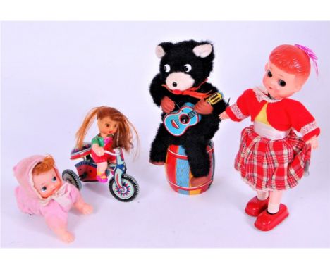 Collection of tinplate and clockwork toys, to include Y Toys of Japan Hungry Baby Bear, Battery Operated Scotch Watch, Mechan