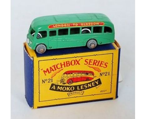 Matchbox 1-75 Series No.21A Bedford Duple Luxury Coach "London to Glasgow", light green, silver trim, metal wheels, in the or