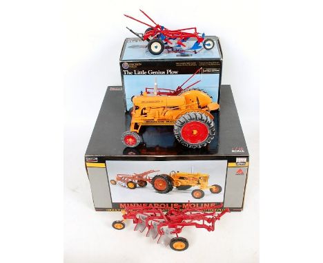 Speccast and ERTL 1/16th scale Farming Diecast Group, 2 boxed examples to include Speccast Classic Series boxed Minneapolis M