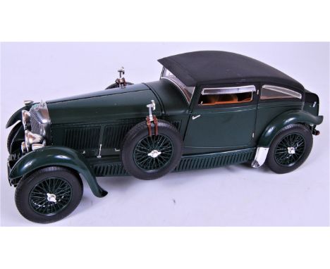 Minichamps 1/18th scale boxed Bentley 1930 6.5 Litre Blue Train Special, finished in dark green, in the original polystyrene 