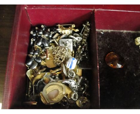 A box of vintage jewellery