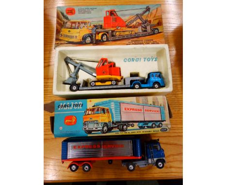 A boxed Corgi Major Machinery Carrier Gift Set No.7 and a boxed Ford Tilt Cab with trailor. (2)