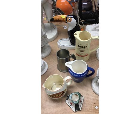 1970s 'fish-eye' table lamp, and five ceramic items of breweriana