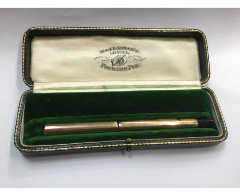 Early 20th century 9ct gold Waterman's fountain pen with a 9ct gold mounted body, hallmarked London 1917, in original velvet 