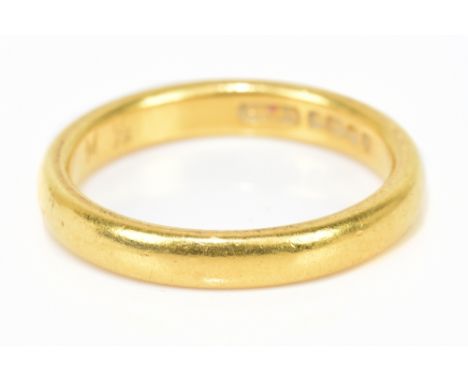 A 22ct yellow gold wedding band, size M 1/2, approx 5g.Additional InformationIn good shape, minor surface wear, light surface