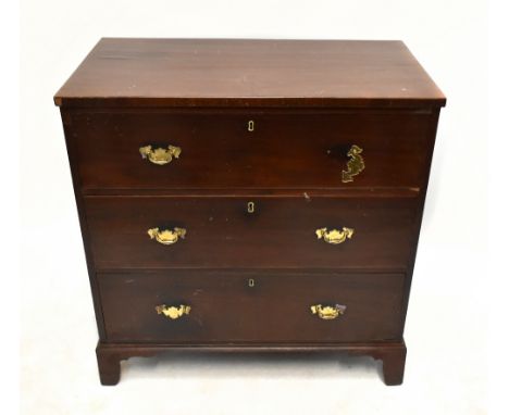 An early 19th century mahogany three drawer chest of drawers, raised on bracket feet, width 93cm, depth 54cm, height 95cm.