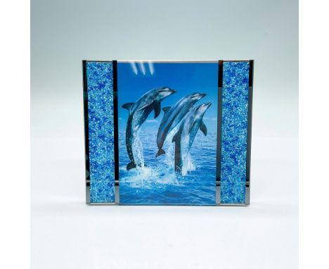 Part of the 'Crystal Celebrations' group. A beautiful table frame for a 3.5 x 5 photo, and the border contains blue crystals.