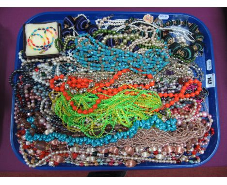 A Mixed Selection of Vintage and Later Bead Necklaces, including imitation pearl beads, etc.