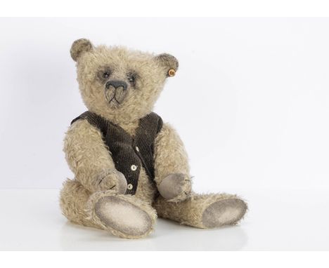 A Bisson Bears, limited edition Hamish  artist teddy bear, designed by Gail Thornton, 3 of 3 from 2001, fully jointed, with a