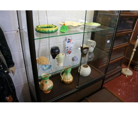 Collection of china to include Carltonware (3 shelves)