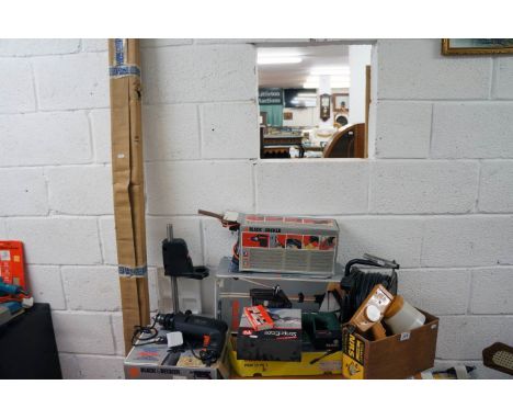 Collection of power tools etc - to include Quattro hammer drill