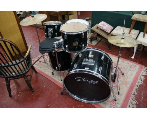 Stagg full drum kit