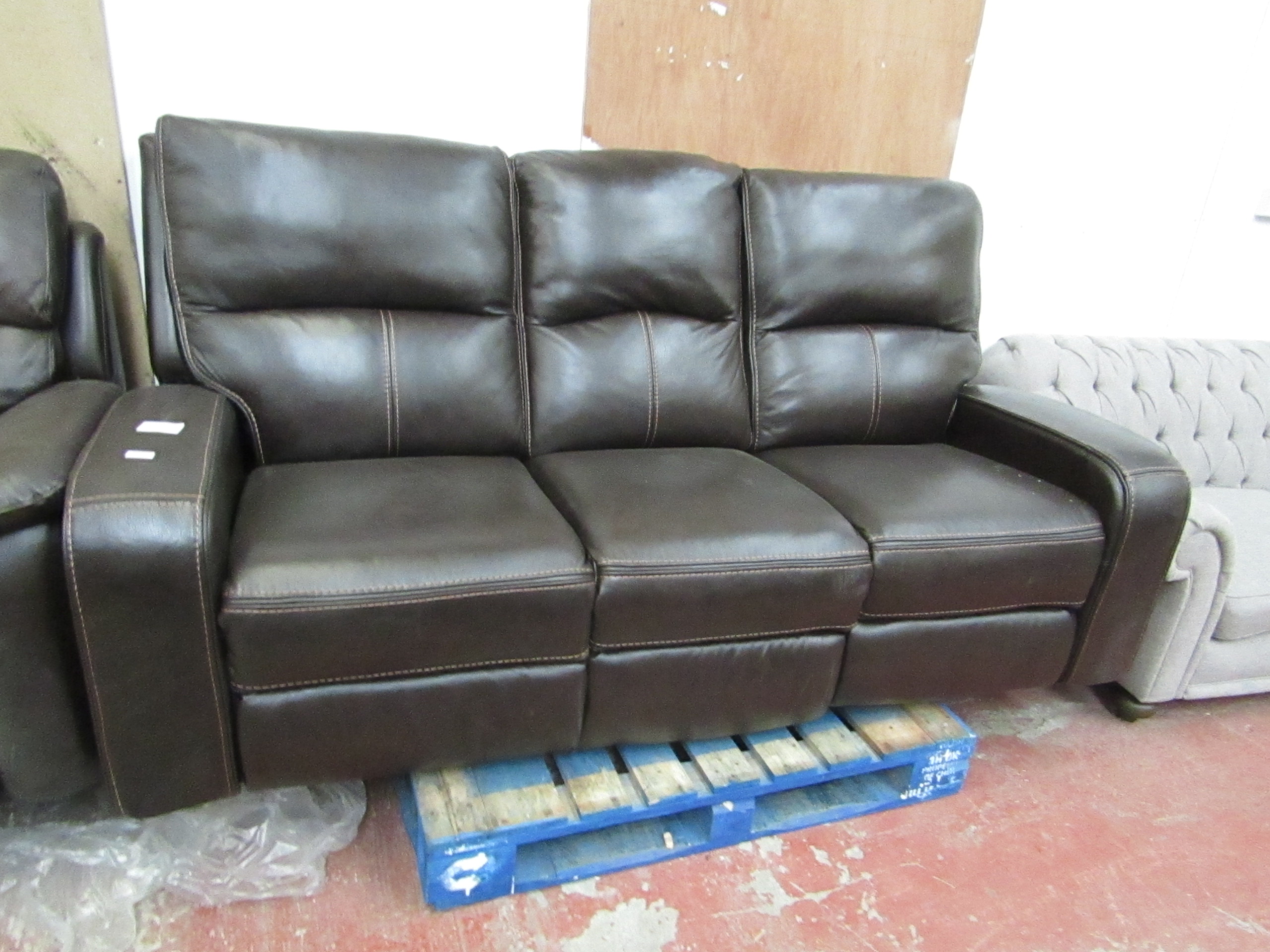 Costco 3 Seater Brown Leather Electric Reclining Sofa Tested Working   Original 