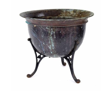 Henry Loveridge Arts and Crafts period copper and brass jardiniere, of cauldron form with flared rim, hammered decoration, ra