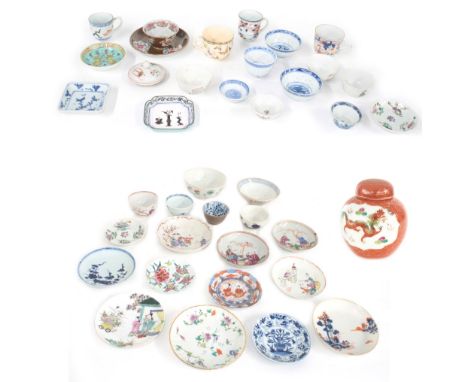 Mixed selection of principally Chinese porcelain, to include 18th century Chinese famille rose saucers, tea bowls, cups etc-*