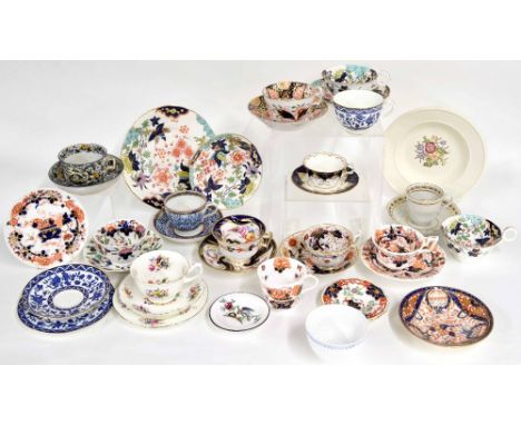 Collection of teacups and saucers; to include Royal Worcester crescent marked blue and white, Coalport, a Hammersley &amp; Co