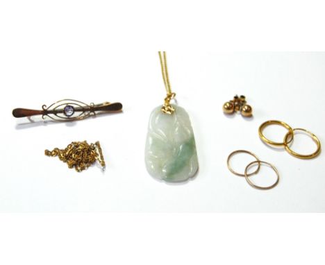 9ct gold jade pendant, 9ct gold bar brooch, two pairs of hoop earrings, a pair of 9ct gold ear studs and a similar chain.  