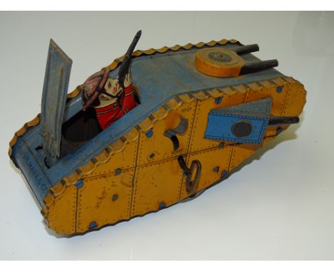VINTAGE TOYS: A rare LOUIS MARX WW1 style 'Doughboy' clockwork tank, circa 1930s in full working order - G (unboxed)