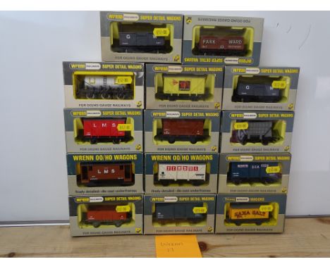 OO GAUGE MODEL RAILWAYS: A group of boxed WRENN wagons as lotted - VG/E in G/VG boxes (14) #17