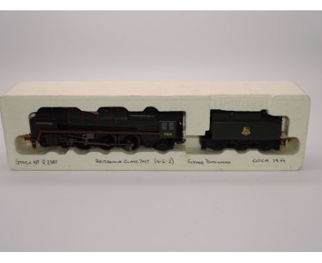 OO GAUGE MODEL RAILWAYS: A HORNBY R2387 Britannia Class locomotive in BR green livery 'Flying Dutchman' - G/VG in polystyrene