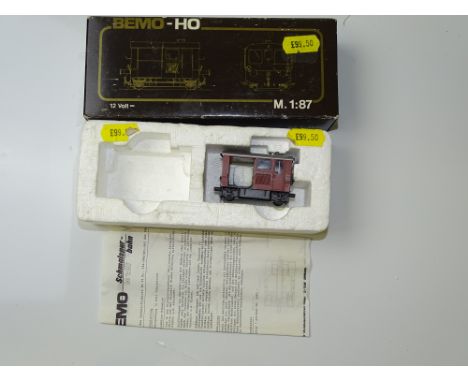 HOm GAUGE MODEL RAILWAYS: A BEMO Swiss Outline 1276 406 Tm Class diesel works tractor in red livery  - G in F/G box