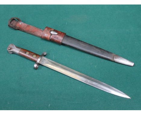 1893 BOER WAR BAYONET WITH METAL SCABBARD WITH DETACHABLE BELT LOOP MARKED WD G29 VR 12.93