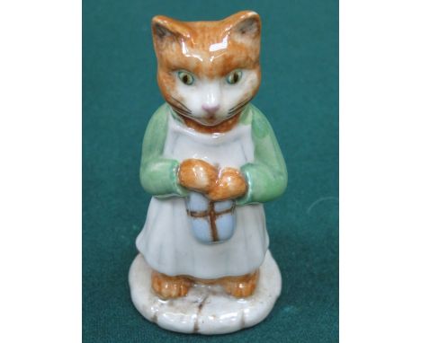 BESWICK BEATRIX POTTER CERAMIC FIGURE- GINGER, BP-3B, APPROXIMATELY 10cm HIGH 