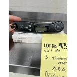LOT: (3) Thermometres DOQAUS pour BBQ