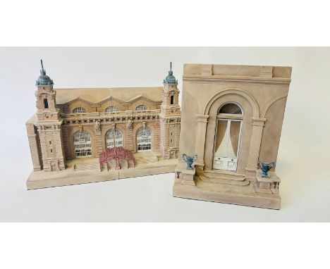 Timothy Richards architectural sculpture, Ellis Island Statue, with presentation box