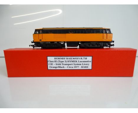 OO SCALE MODEL RAILWAYS: A HORNBY Hymek diesel loco in fictitious Irish CIE livery - as produced by HORNBY in the late 1970s 