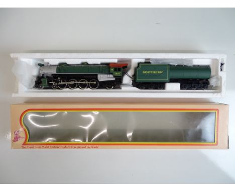 HO SCALE MODEL RAILWAYS: A MEHANO American Outline 4-8-2 'Mountain' steam loco in Southern livery - G/VG in G box