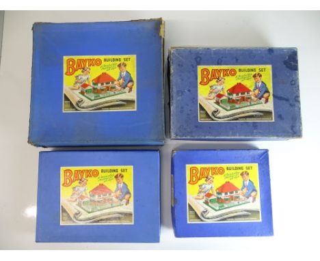 VINTAGE TOYS: A group of 1940s/50s BAYKO building sets comprising: 1 of each set: 1,2,3 and 4 - contents unchecked - G/VG in 