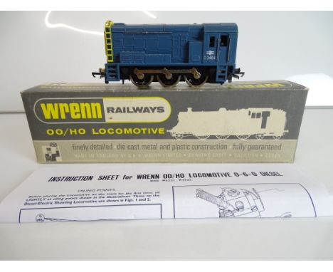 OO SCALE MODEL RAILWAYS: A WRENN W2232 Class 08 diesel locomotive in BR blue numbered D3464. G/VG in a G/VG box