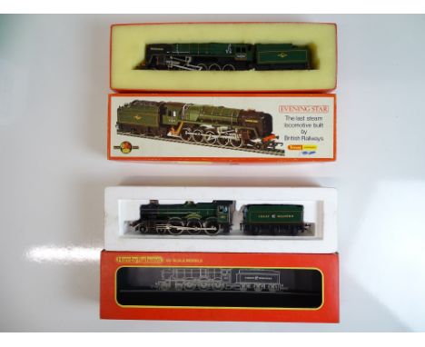 OO SCALE MODEL RAILWAYS: A pair of steam locos by HORNBY comprising: A Class 9F 'Evening Star' in BR green and an 'Albert Hal