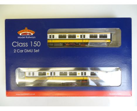 OO SCALE MODEL RAILWAYS: A BACHMANN 32-935Z Class 150/2 2-Car DMU in Merseyrail livery - Hattons Limited Edition - VG/E in VG