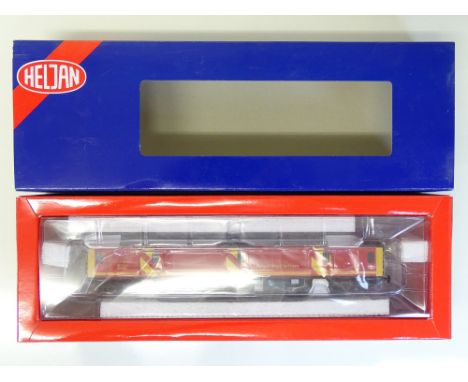 OO SCALE MODEL RAILWAYS: A HELJAN 89211 Class 128 diesel railcar numbered 55992 in Royal Mail Letters livery - VG/E in G/VG b