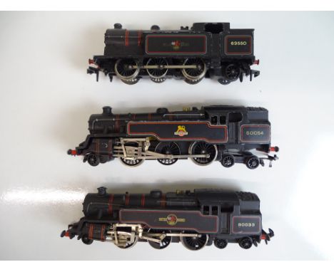 OO SCALE MODEL RAILWAYS: A group of unboxed 2 rail HORNBY DUBLO steam tank locomotives as lotted - Generally G (3)