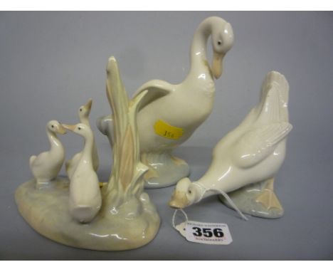 THREE NAO GEESE FIGURES (3) 