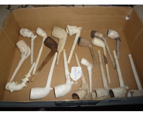 A COLLECTION OF CLAY PIPES, to include Pollocks Manchester, Rochester, C Crop London etc of various figural, claw, hand, harp