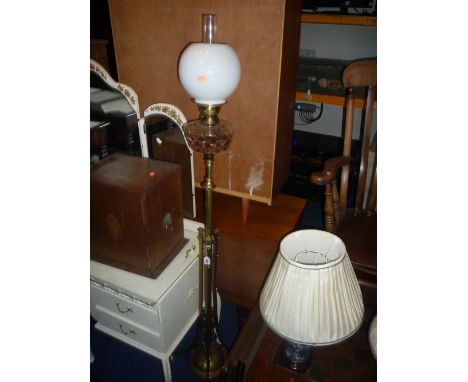 TELESCOPIC OIL LAMP ON TRIPOD SUPPORT, pair of blue and white ceramic table lamps with shades and four pictures (7) 