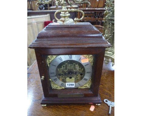 MODERN MAHOGANY CASED MANTLE/BRACKET CLOCK, the face marked 'Comittee London' (sd) (key) 