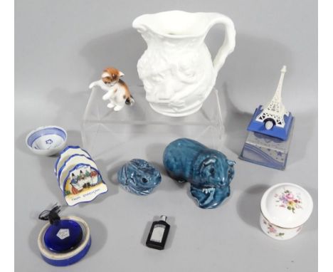 Various china, pottery, etc., Royal Doulton kitten, printed marks beneath, 6cm high, a Cardigan Carltonware miniature toast r