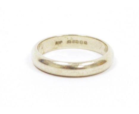 9ct white gold wedding band, gross weight 3.1g approx. (size N)&nbsp;