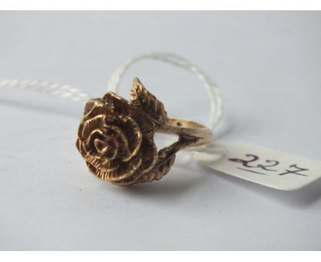 9ct rose ring approx size L  5.3g     