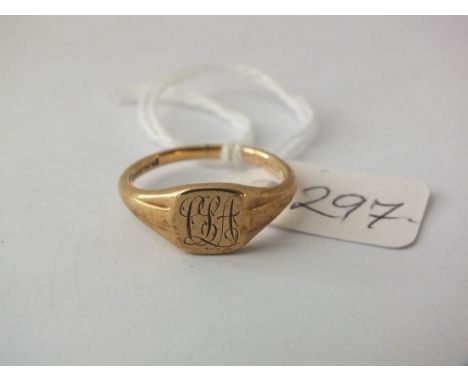 9ct signet ring 4.3g       